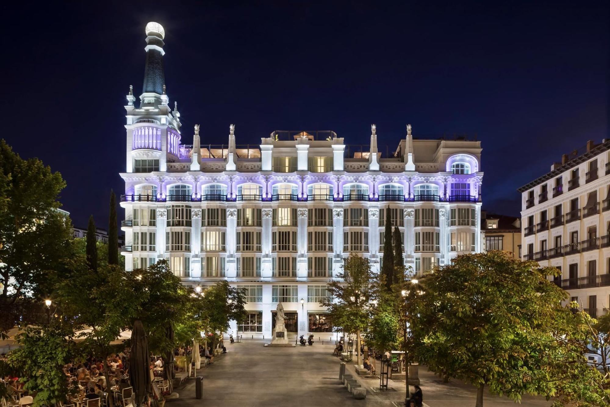 Me Madrid Reina Victoria By Melia