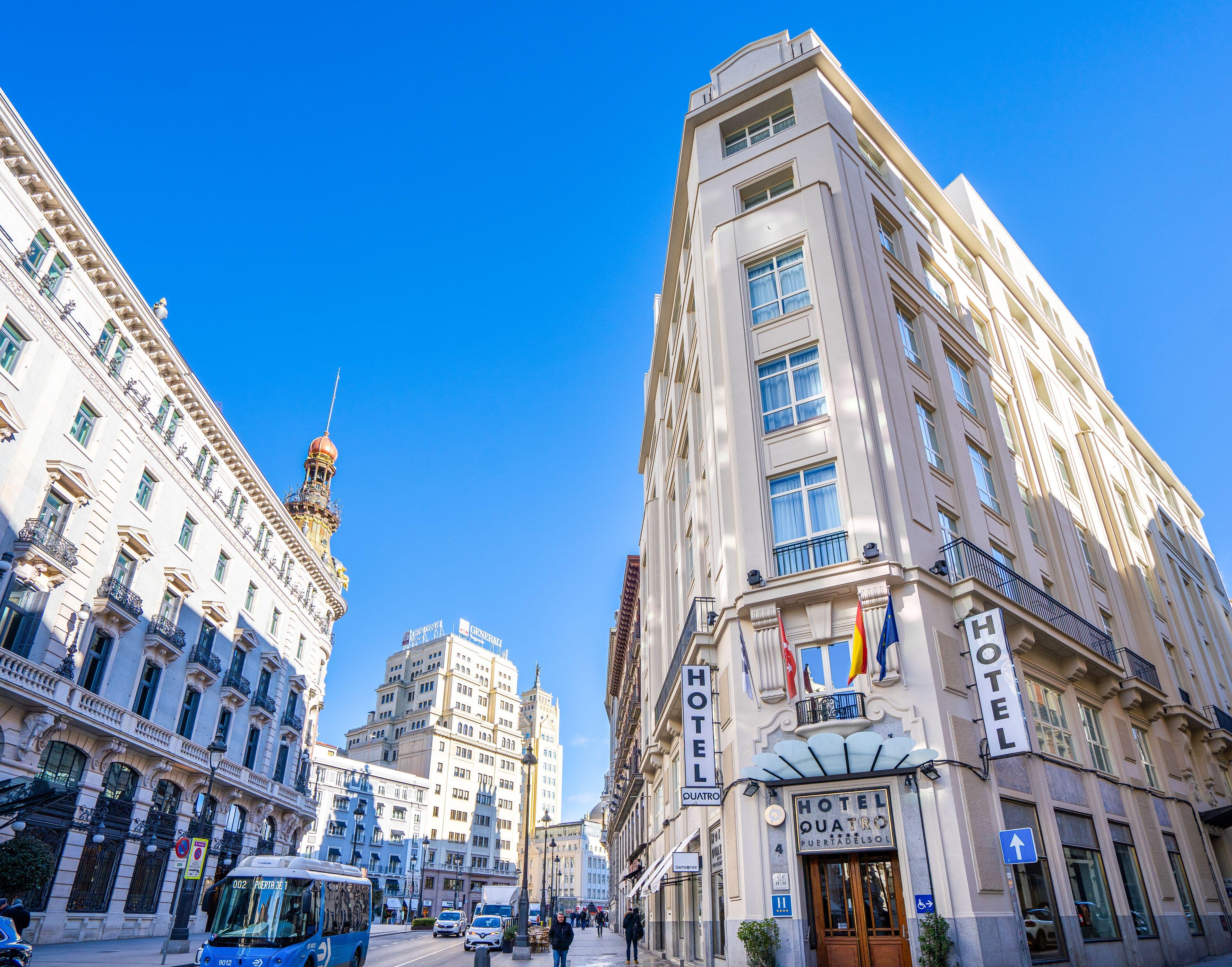 Quatro Puerta Del Sol
